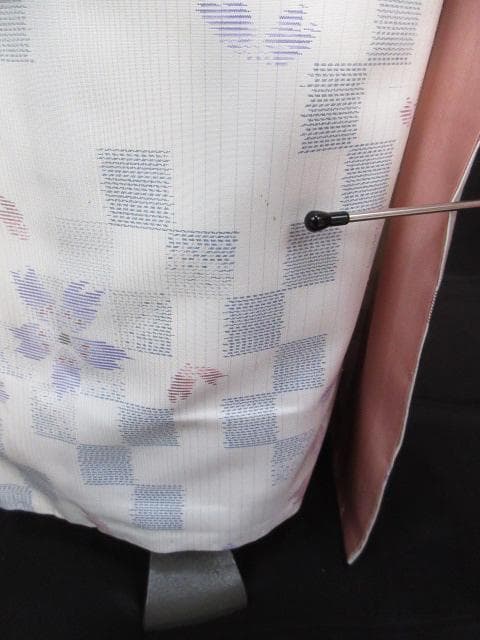 未着用に近い！さが美製＊白大島紬＊本場大島紬＊着物＊防水済み＊１６６ｃｍ＊裄６９