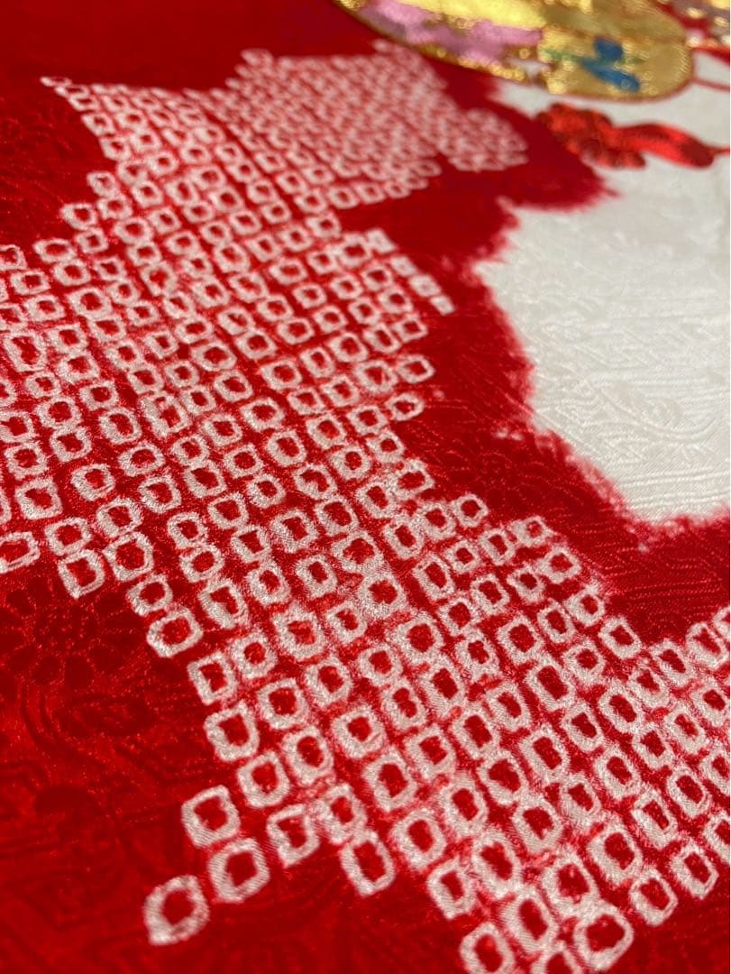 産着　女の子　正絹　ポリエステル　金駒刺繍　絞り　高級　赤　長襦袢付き　地紋