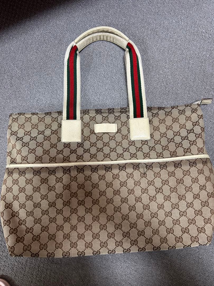 R*️様 GUCCI GGキャンバス ビジネスバッグ
