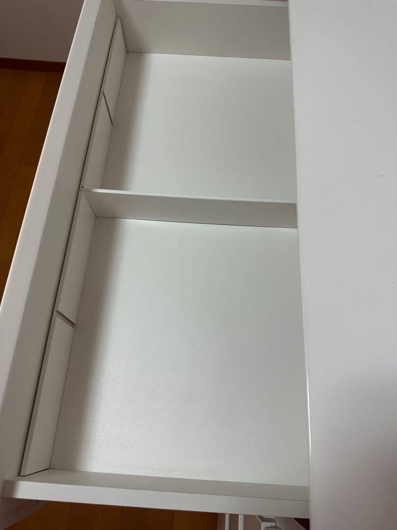 ニトリ　ローチェスト　ホワイト