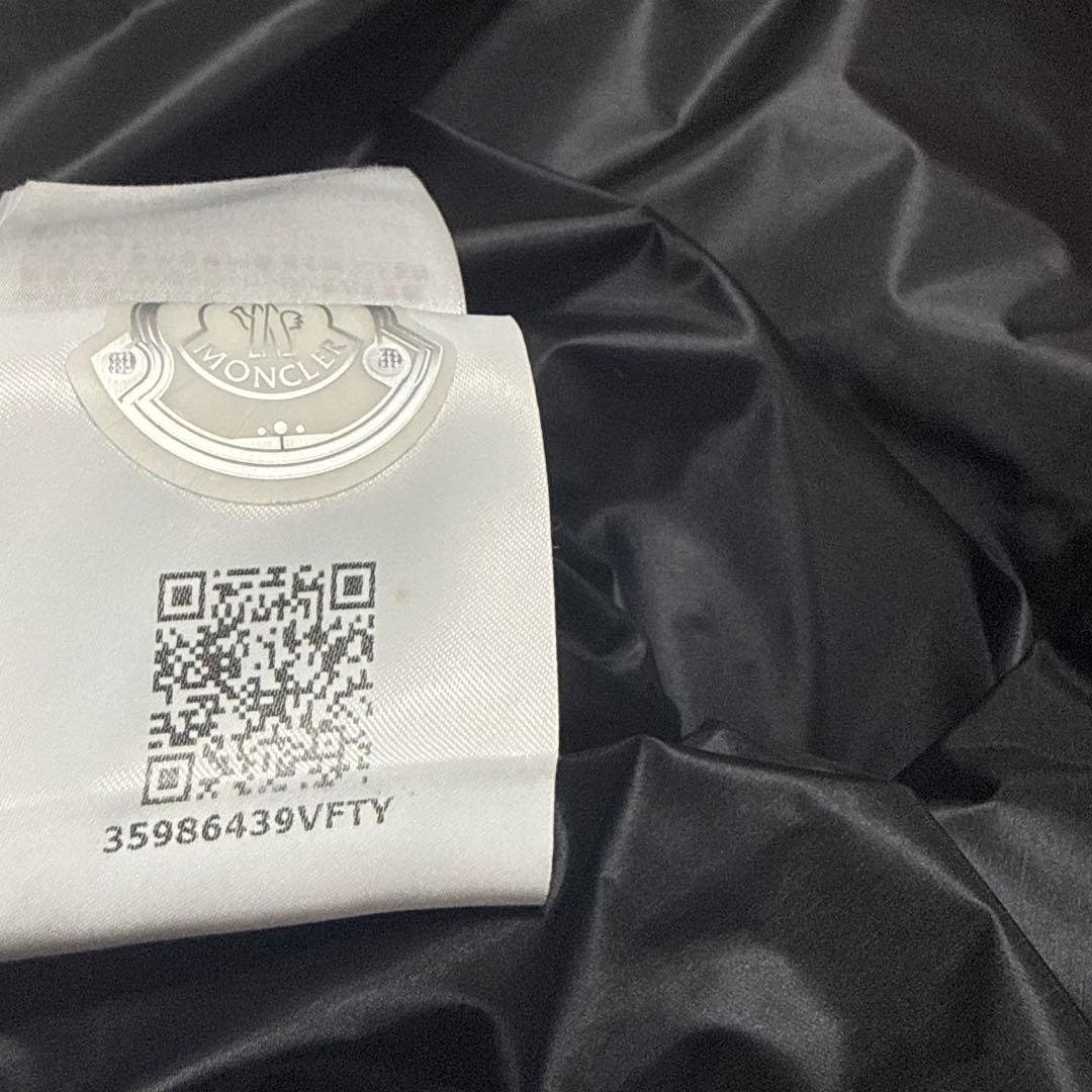 Moncler モンクレール　ダウンベスト 黒/赤/白　美品