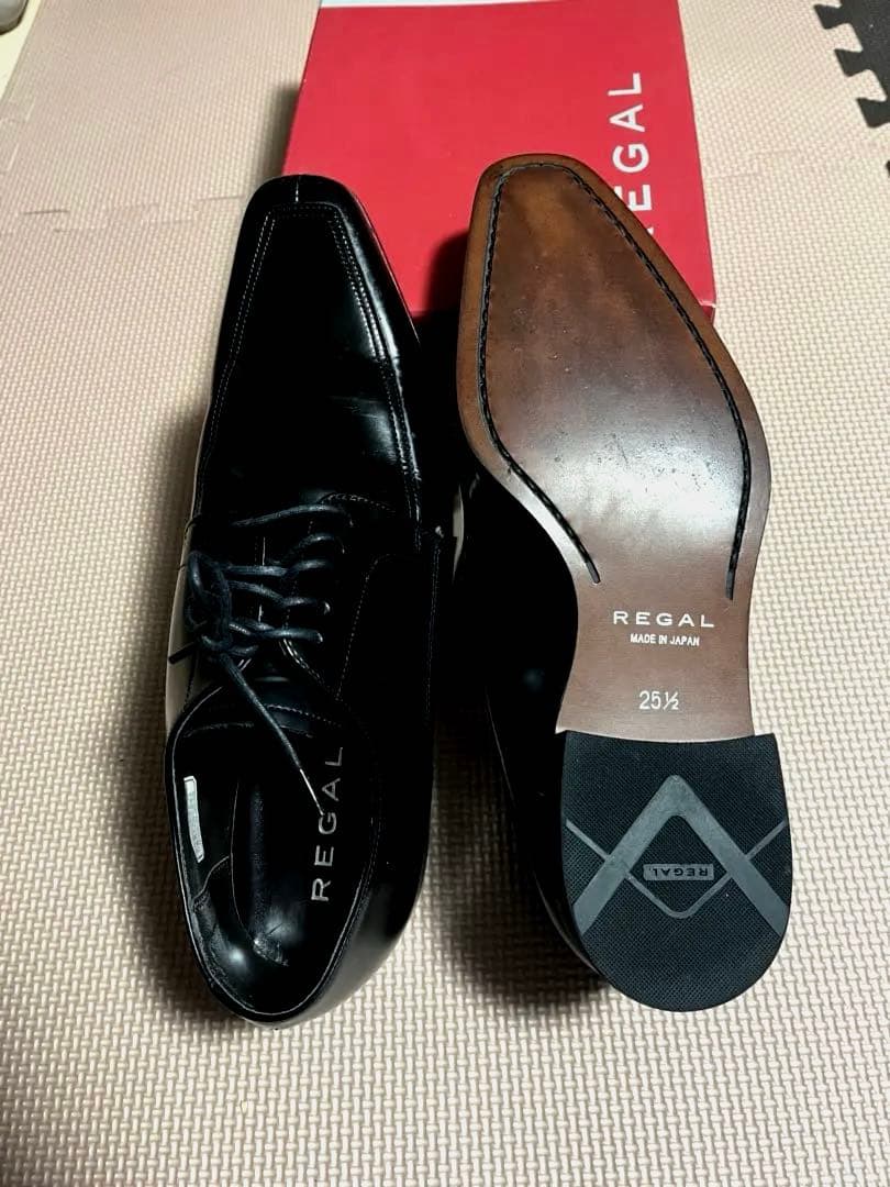 美品　値下げしました。REGAL メンズ 革靴 黒 サイズ25.5cm
