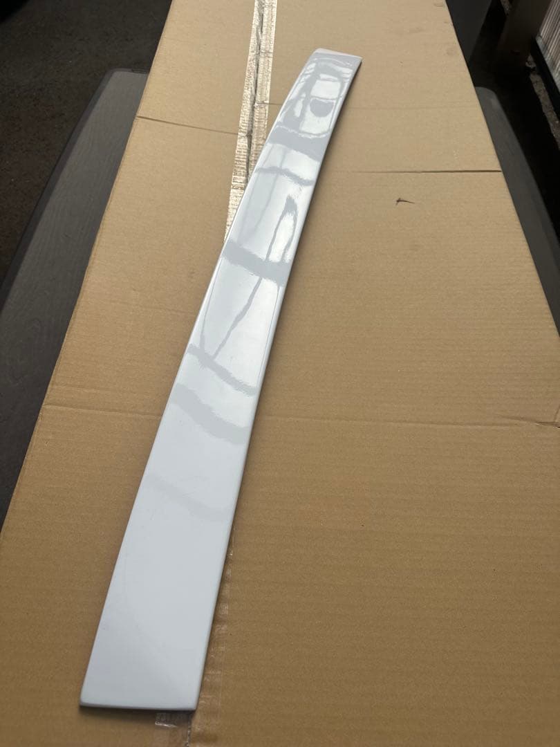 LS500 ルーフスポイラー アーティシャンスピリッツ 塗装品 083