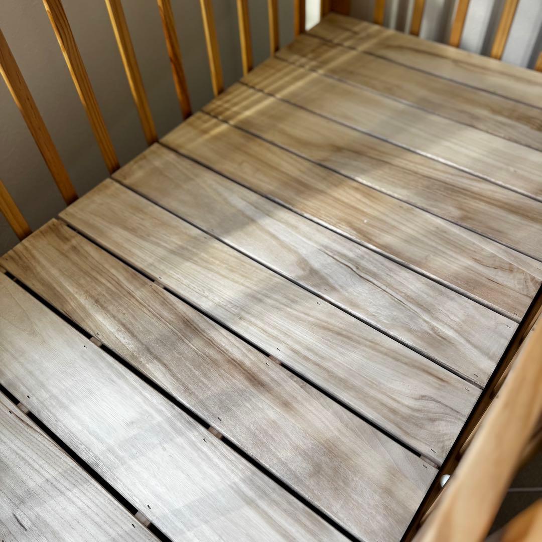 【町田・相模原市内直接取引限定】カトージ ハイシートベビーベッド