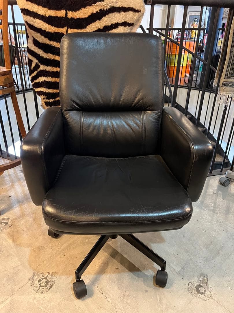 guiter guiterKarimoku デスクチェア