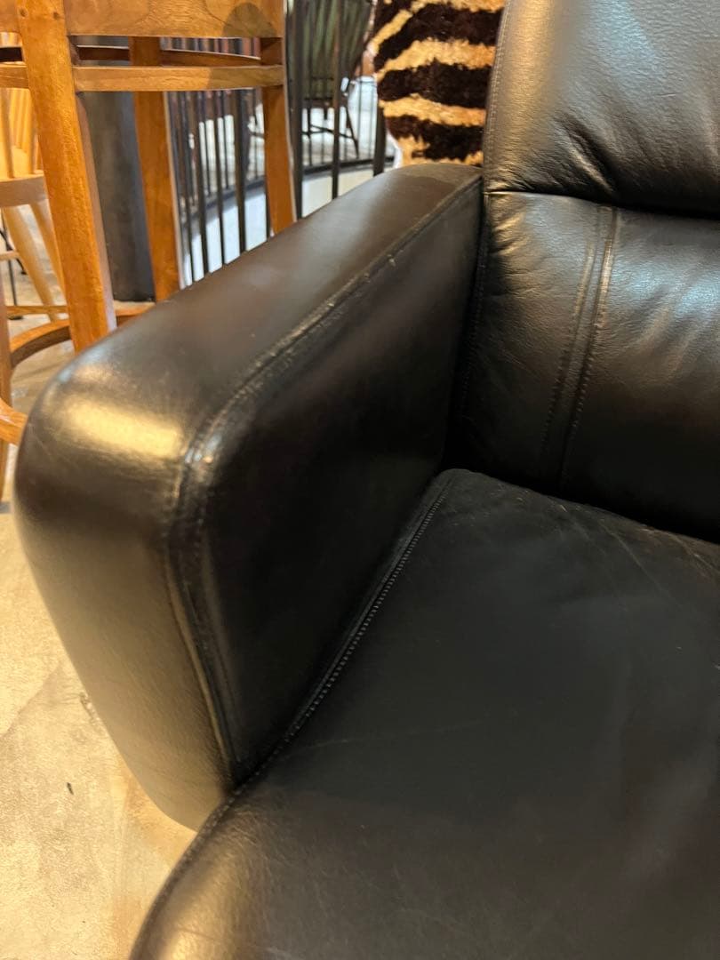 guiter guiterKarimoku デスクチェア