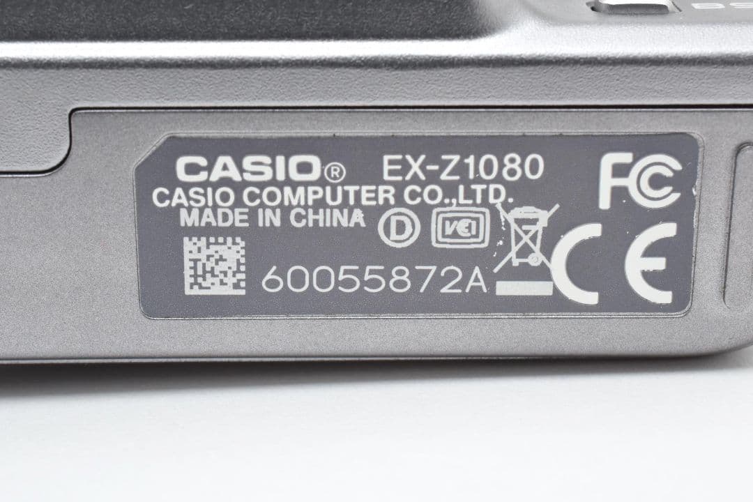 極美品　CASIO カシオ EXILIM EX-Z1080デジカメ　動作確認済