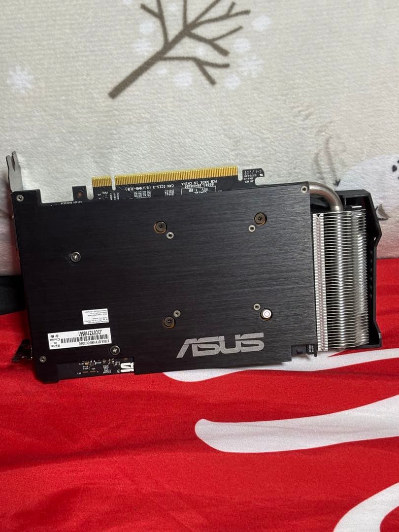 ASUS GTX 1060 6GB STRIX グラフィックボード 本体のみ