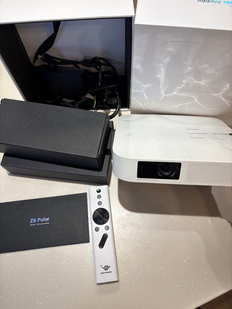 popin Aladdin Z6 Polar プロジェクター本体/xgimi