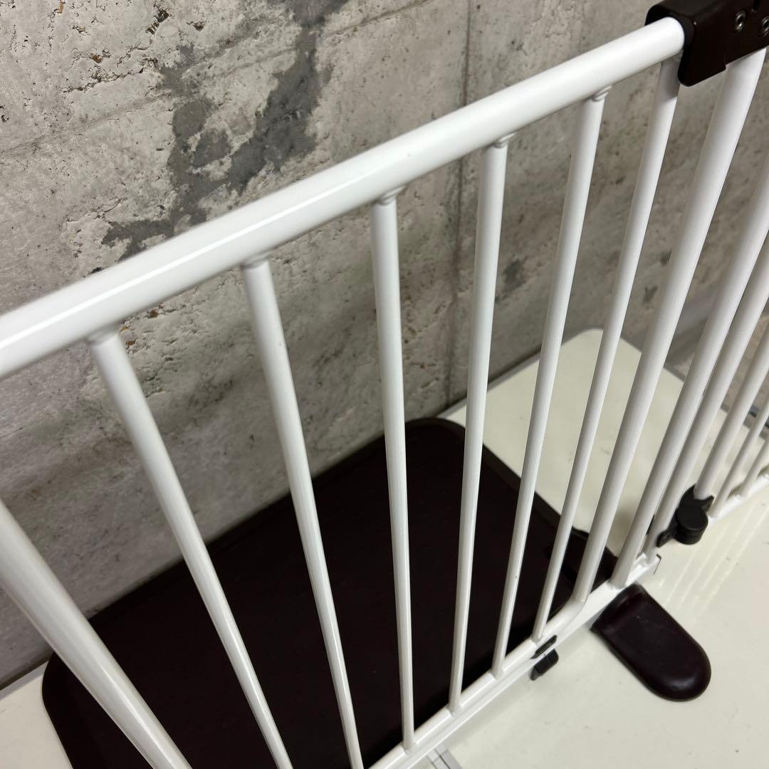 清掃済　美品　日本育児　ちょっとおくだけとおせんぼ　おくトビラS ベビーゲート