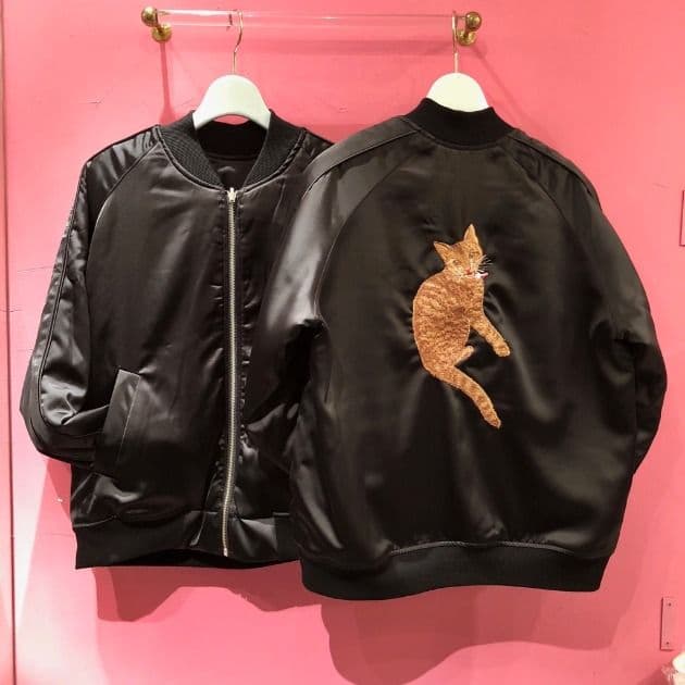 かおりん★ mmts 猫刺繍リバーシブルスカジャン レディース 黒