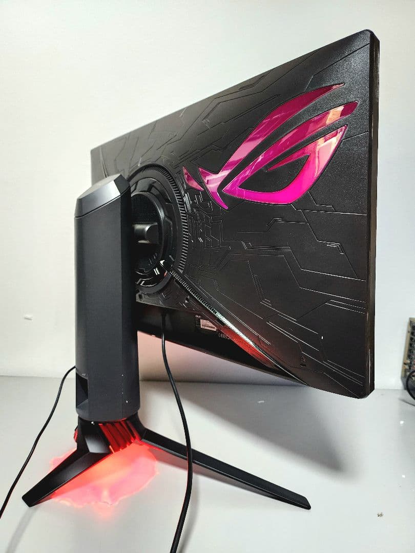 ROG STRIX XG27UQ 27インチ4K 144HZ HDR モニター