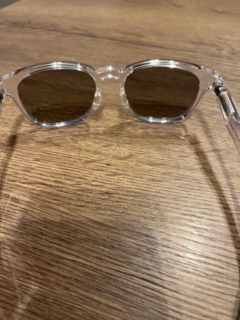 JINS peakサングラス