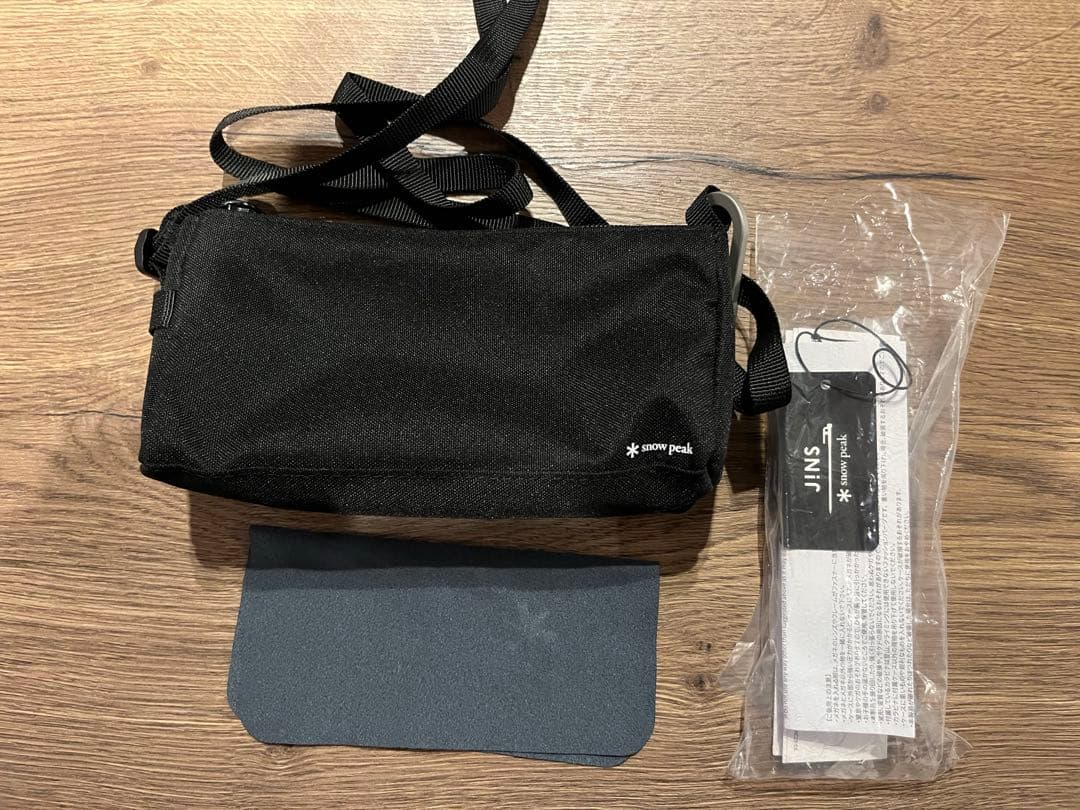 JINS peakサングラス