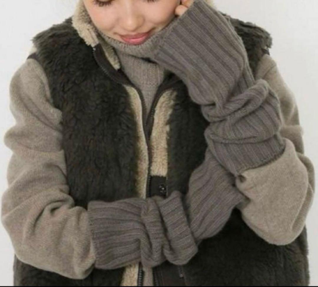 新品 Deuxieme Classe CARIAGGI カシミヤアームウォーマー