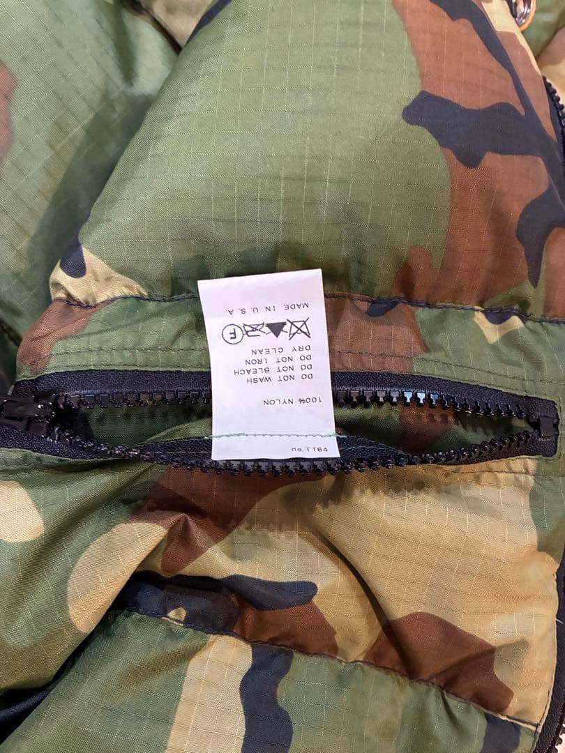 【美品】クレセントダウンワークスネイビー ダウンジャケット 迷彩裏地【入手困難】