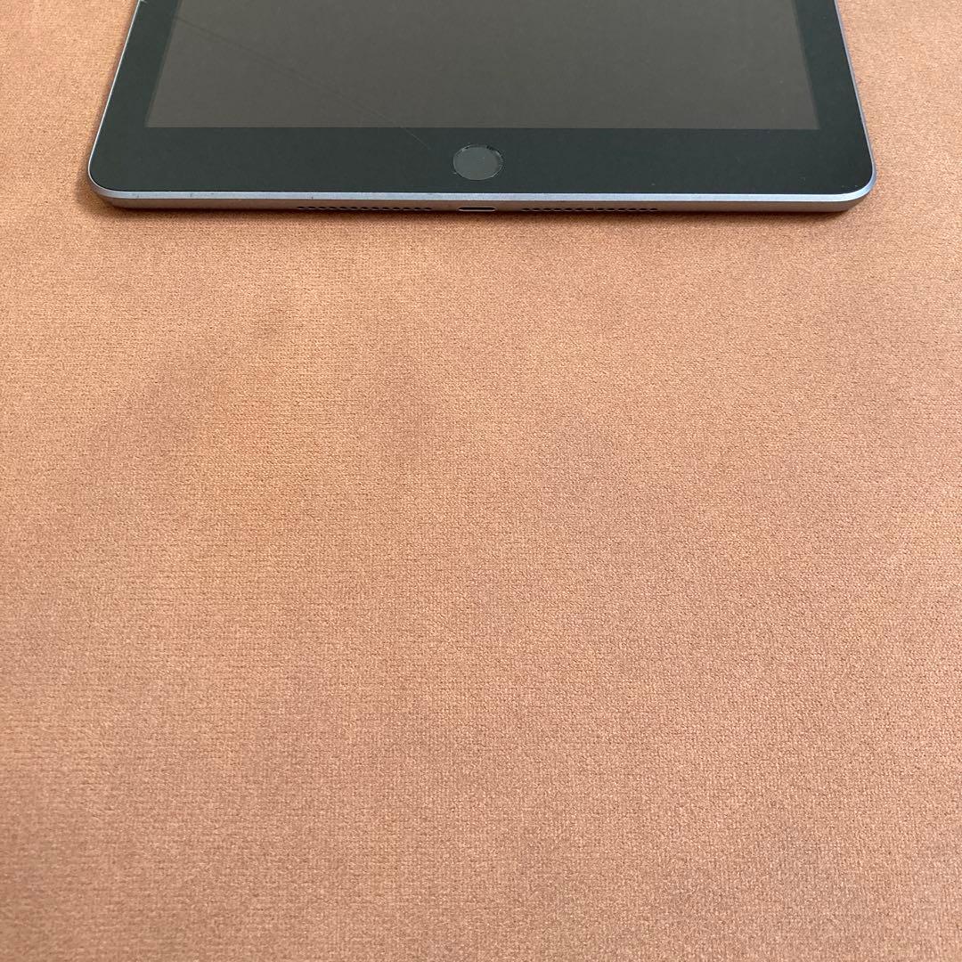 226【早い者勝ち】電池良好☆iPad6 第6世代 32GB WIFIモデル☆