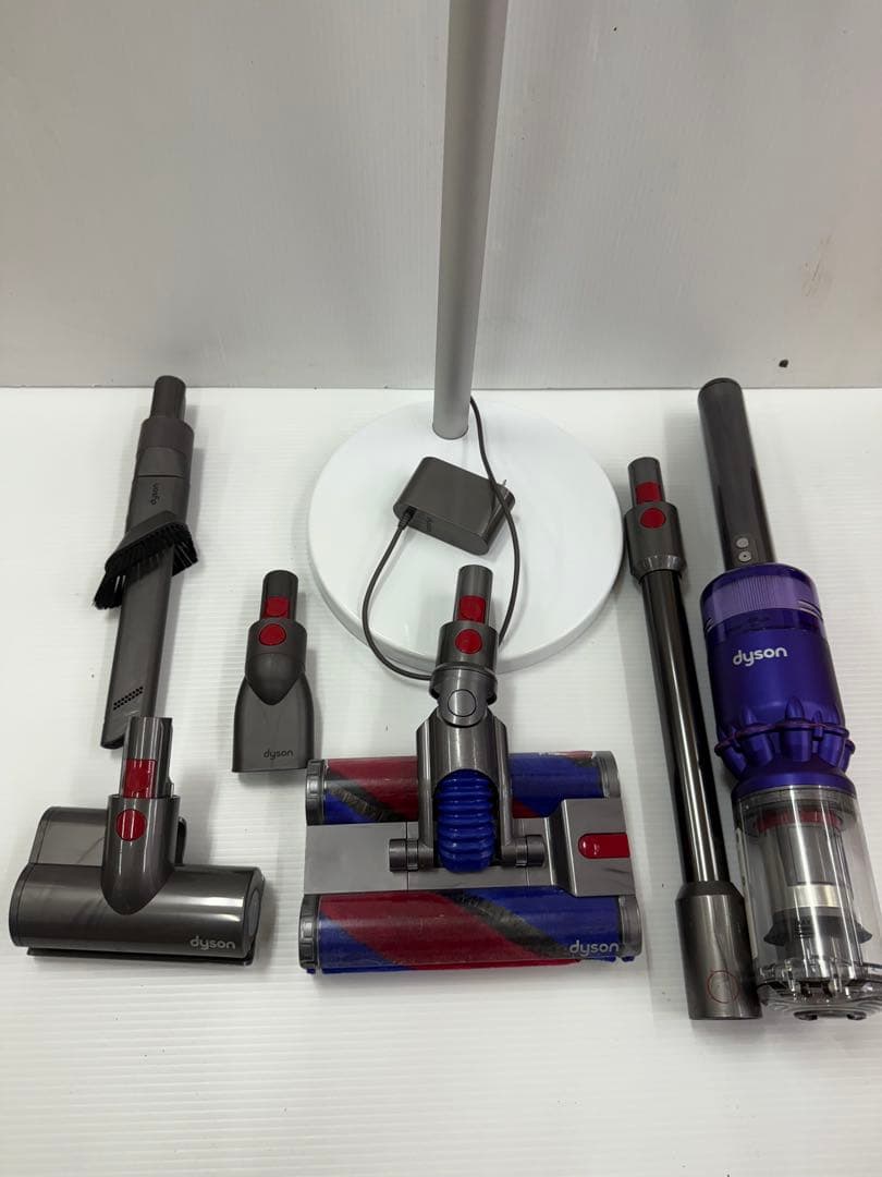 ダイソン コードレススティッククリーナー SV19