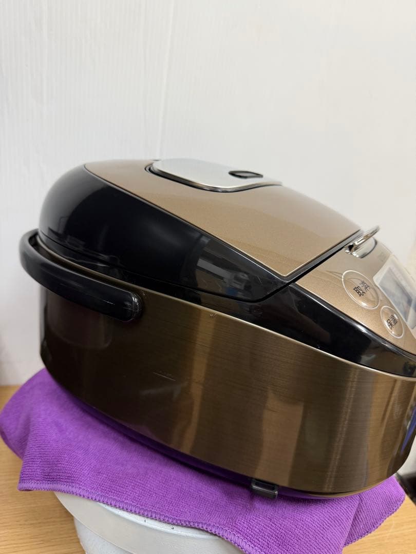 TIGER タイガー IH炊飯器 JKT-P100 1.0L 2021年製