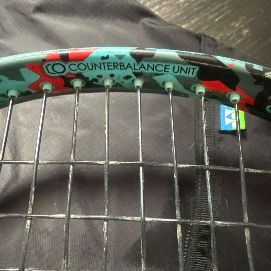 テニスラケットYONEXジオブレイク