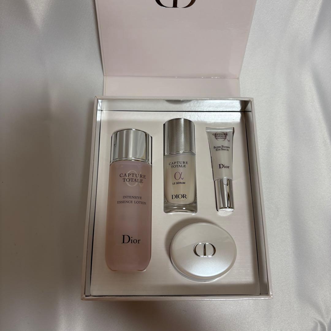 Dior カプチュールトータルディスカバリーキット