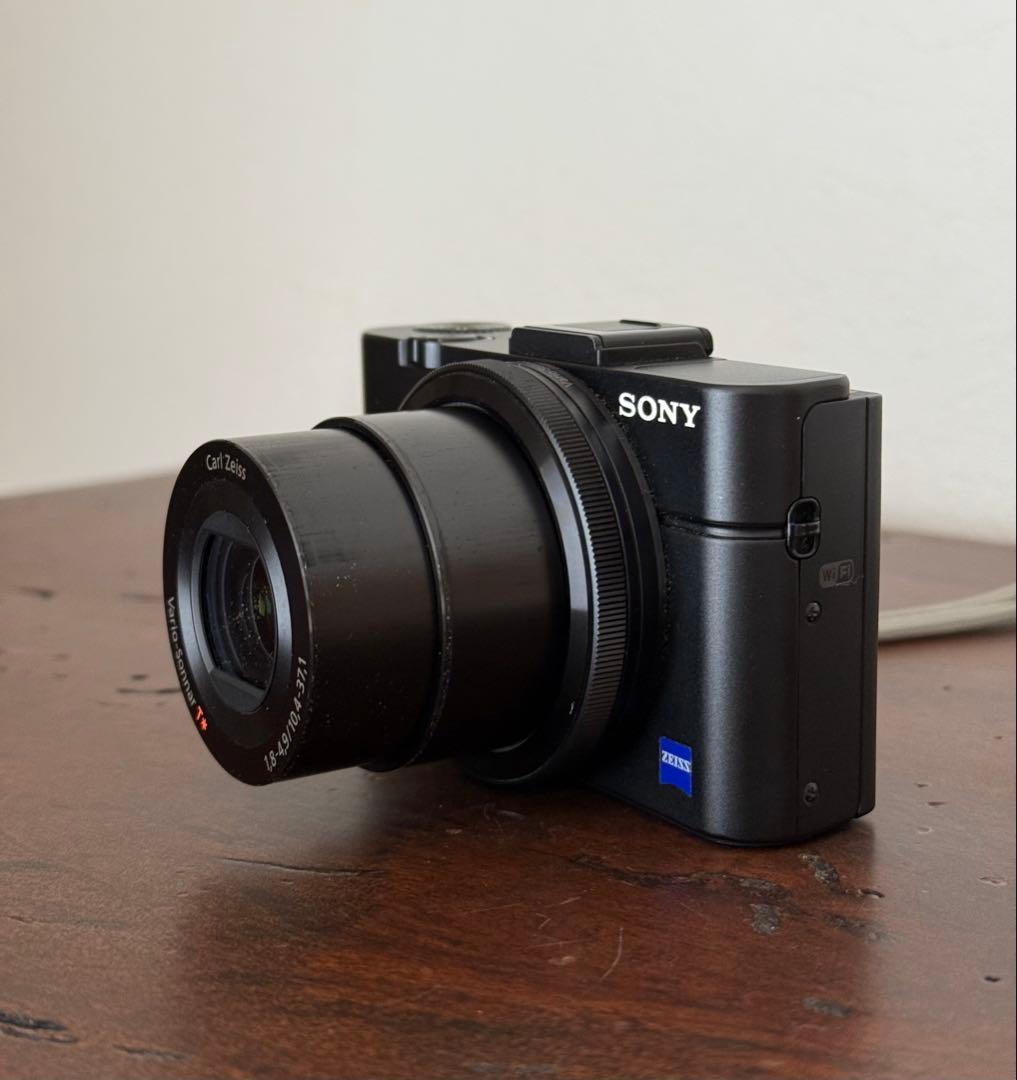 デジタルカメラ SONY Cyber-shot DSC-RX100M2