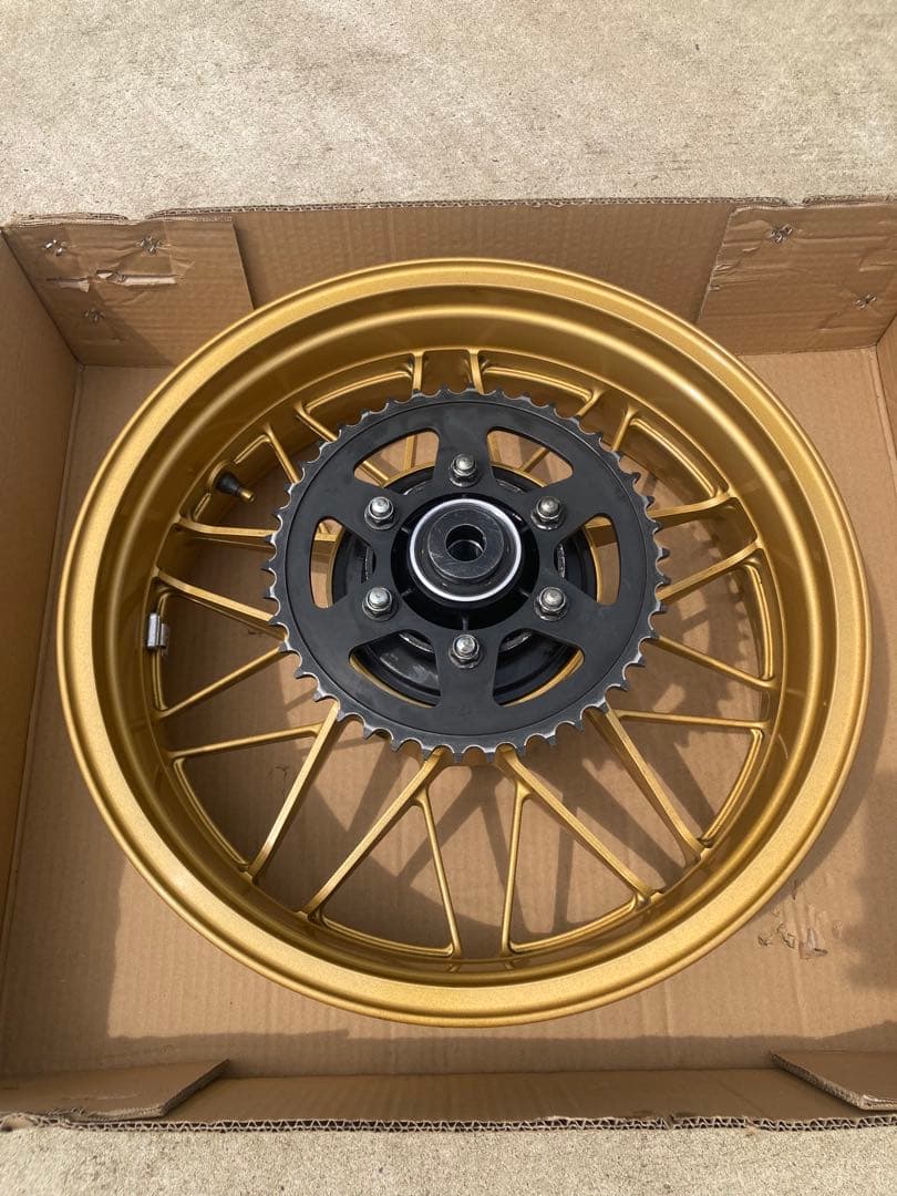 再出品！Z900RS 50th 純正ホイール前後セット（スプロケット付）