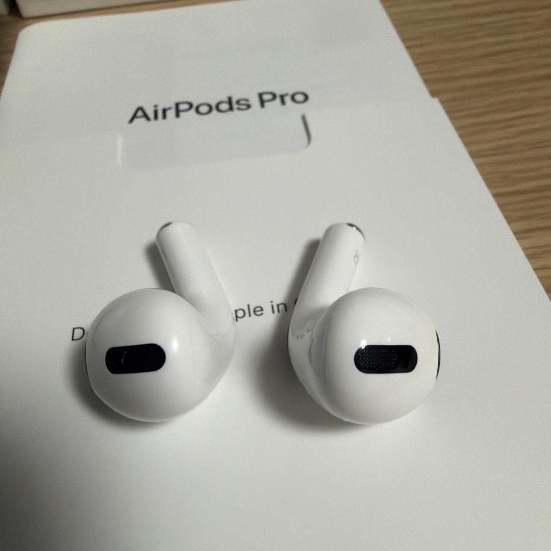 け*様 2021 AirPods Pro Apple純正MagSafe充電ケース