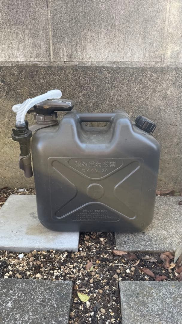 ダイニチ ブルーヒーター おまけつき(ポリタンクと電動ポンプ) 手渡し限定