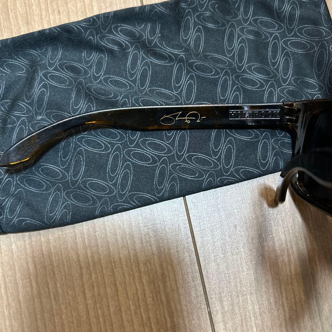 ☆ Oakley Holbrook ショーンホワイト　☆