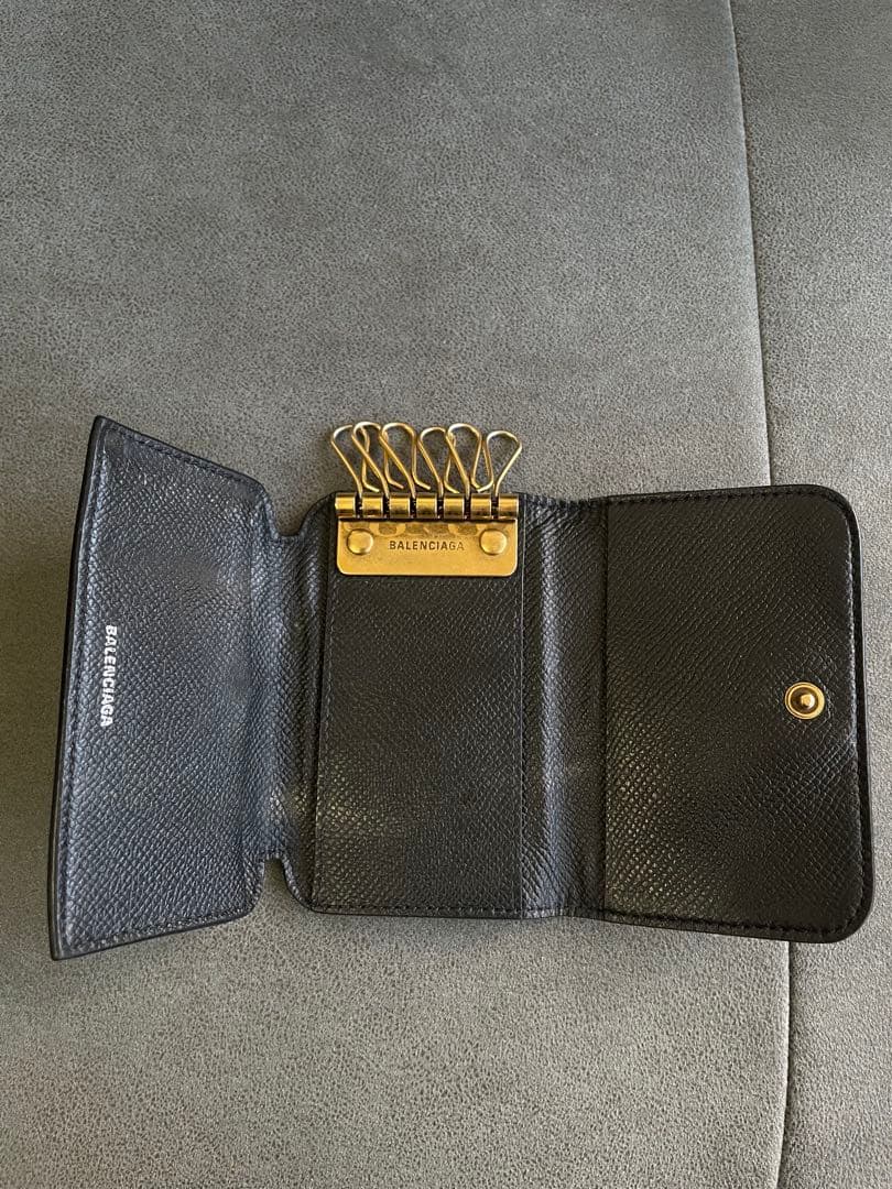 9*9様 BALENCIAGA ブラック レザー キーケース