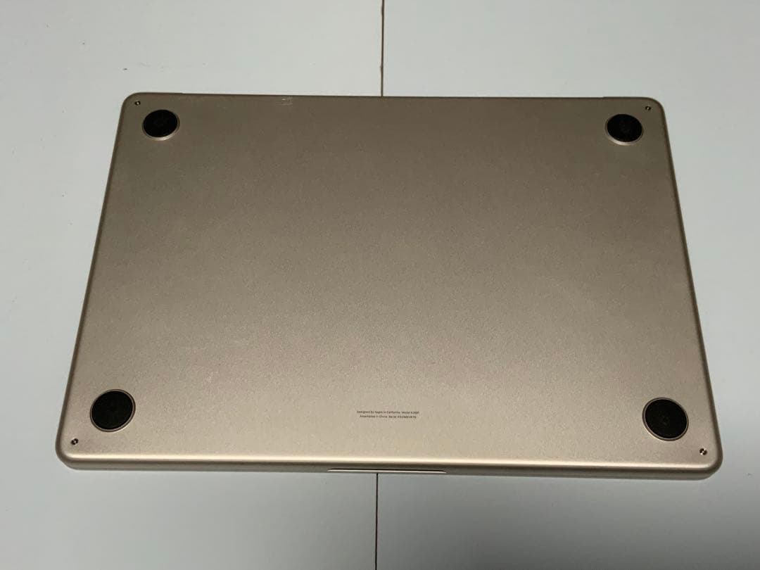 お*ー様 Apple MacBook ゴールド