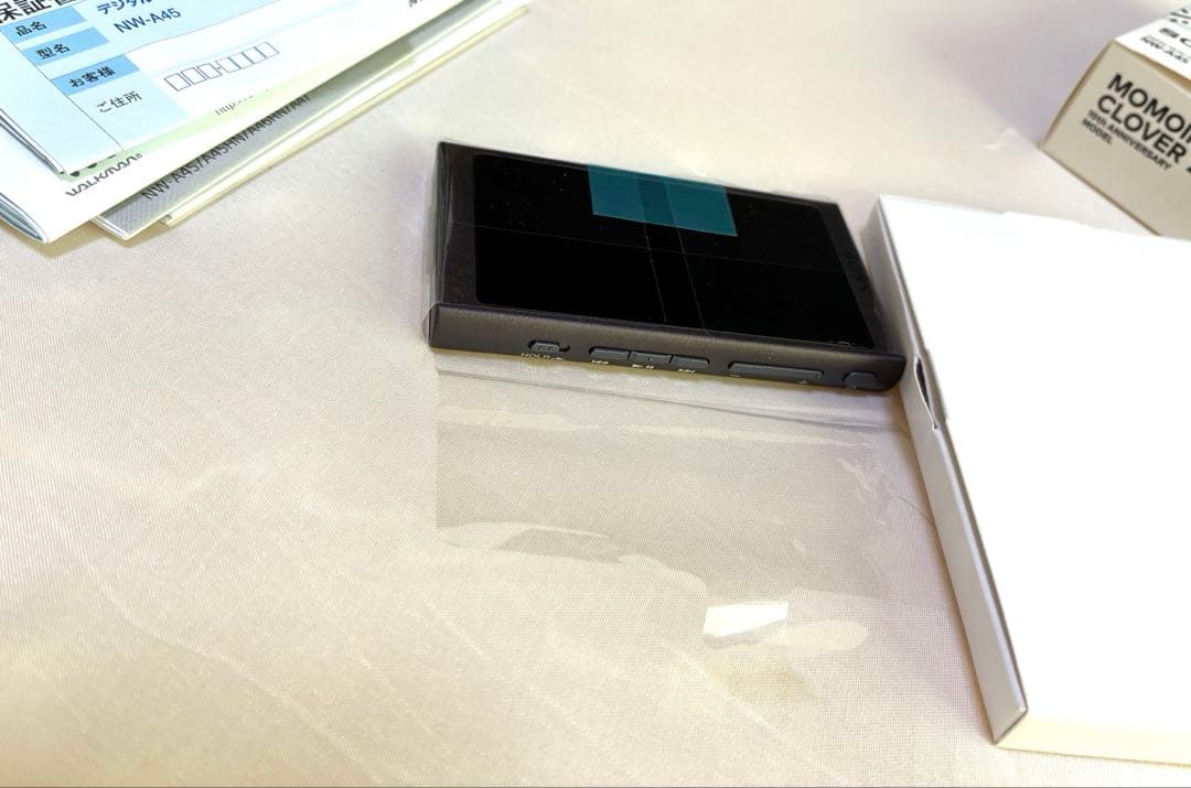 ウォークマン　NW-A45 MOMOIRO CLOVER Z ももクロ