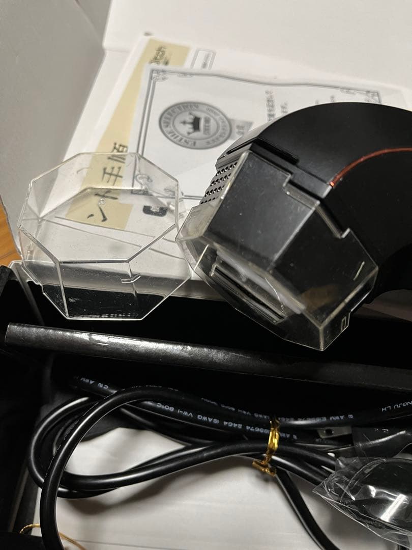 【正規購入品】LEDitch 美顔器 LED機能搭載 収納ポーチ付き