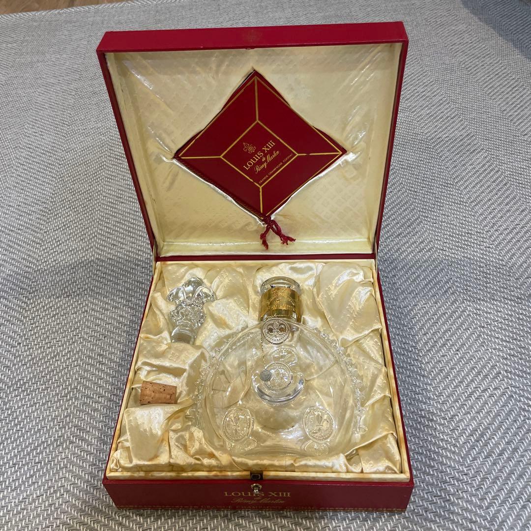 レミーマルタン　ルイ13世　ブランデーバカラクリスタルボトル