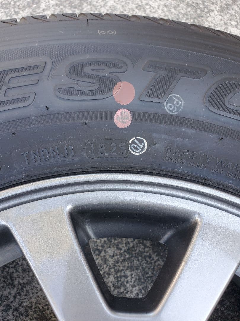 ジムニー　ノマド　純正アルミ＋タイヤ　新車外し