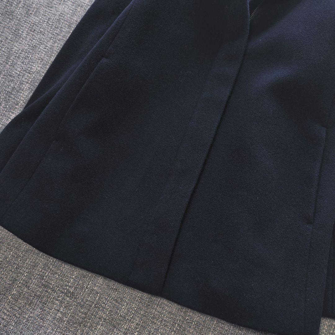 イネド　近年モデル　イタリア製生地　フーデットコート　美シルエット　ミドル丈