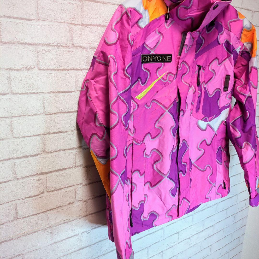 【極美品】オンヨネ　スキーウェア(上下)　メンズ