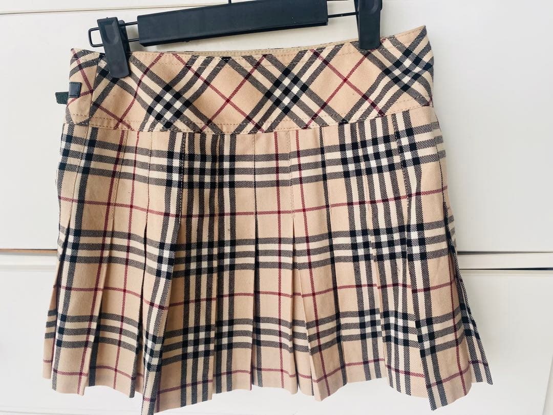 バーバリーブルーレーベル ノバチェック 安室奈美恵さん美脚プリーツスカート