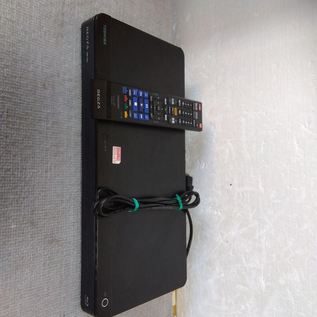 1TB東芝3番組同時録画ブルーレイレコーダーDBR-T550/2015年製