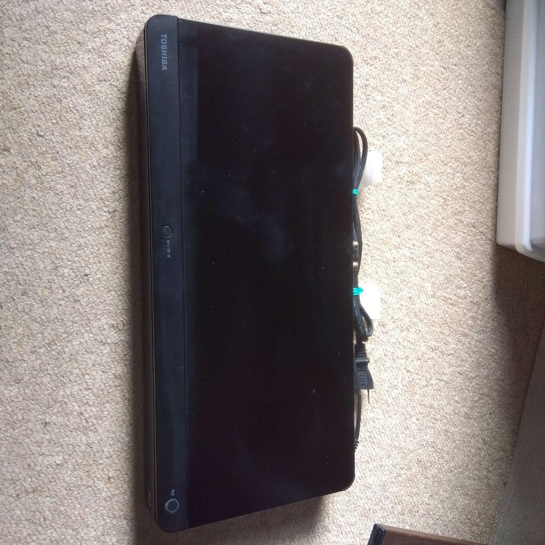 1TB東芝3番組同時録画ブルーレイレコーダーDBR-T550/2015年製