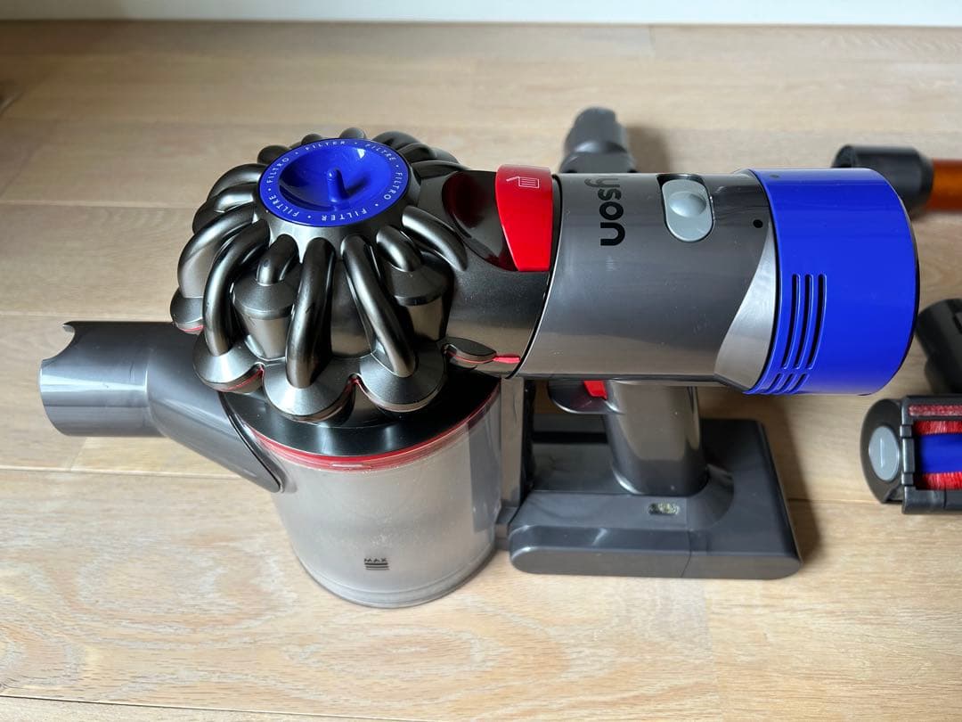 ダイソン Dyson V8 スティッククリーナー本体 オレンジ