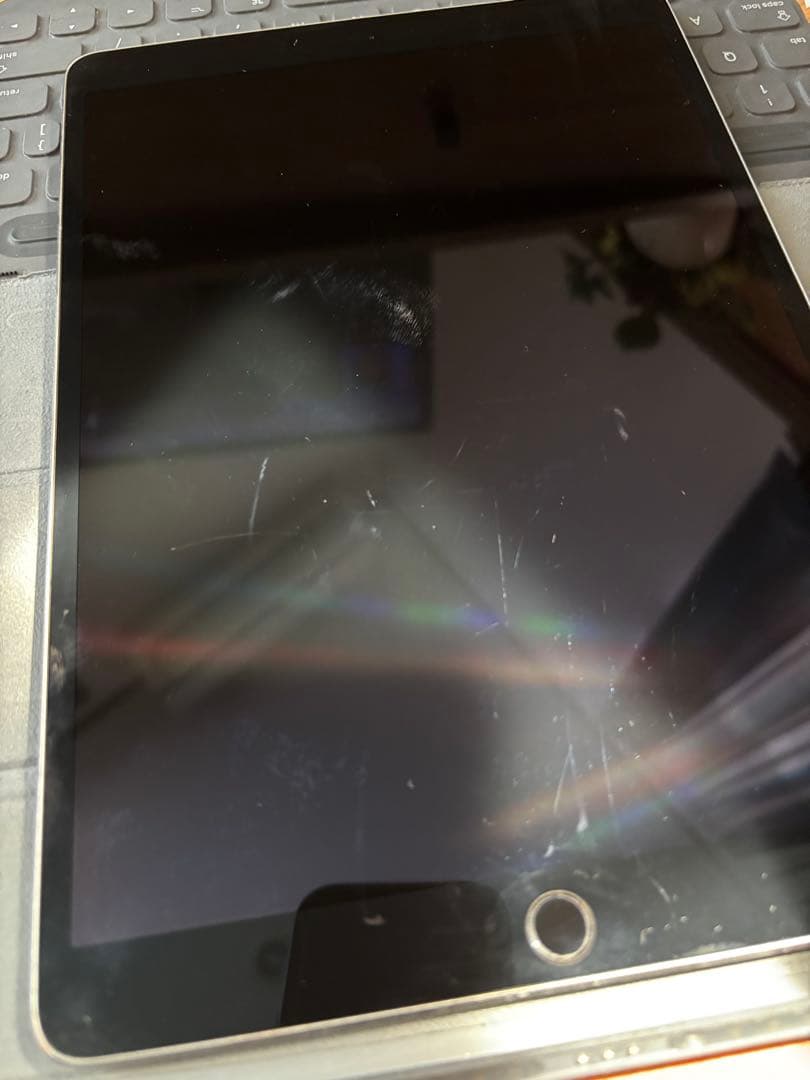 iPadPro10.5 2017 MPHG2J/A 256GB 中古品 ケース付