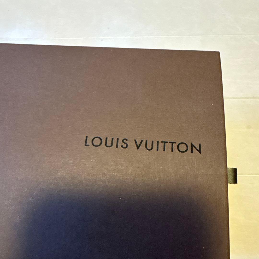 ルイヴィトンアロマキャンドル