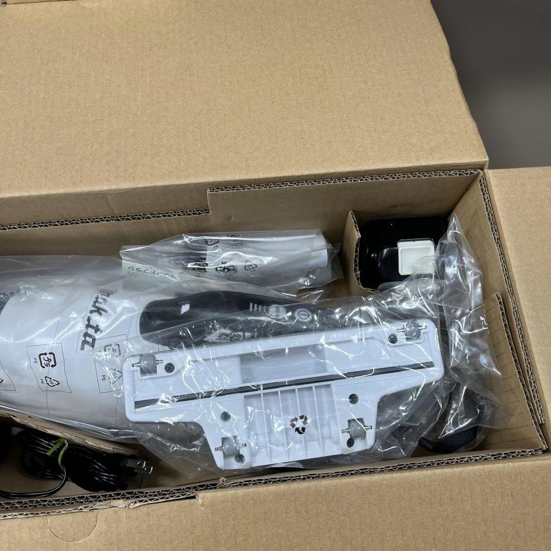 【未使用品】Makita マキタCL286FDRFW充電式スティッククリーナー