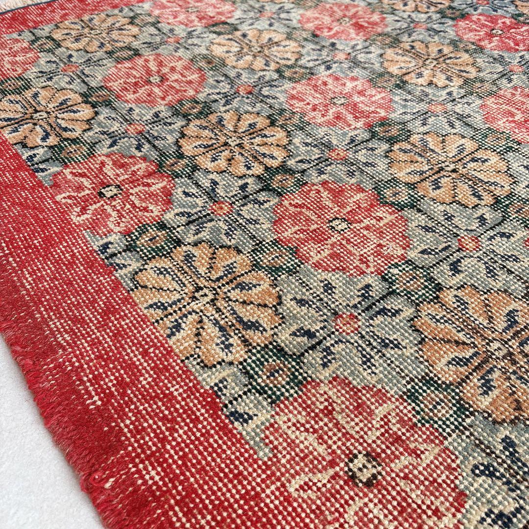 トルコ　ヴィンテージラグ　ピンク　グリーン