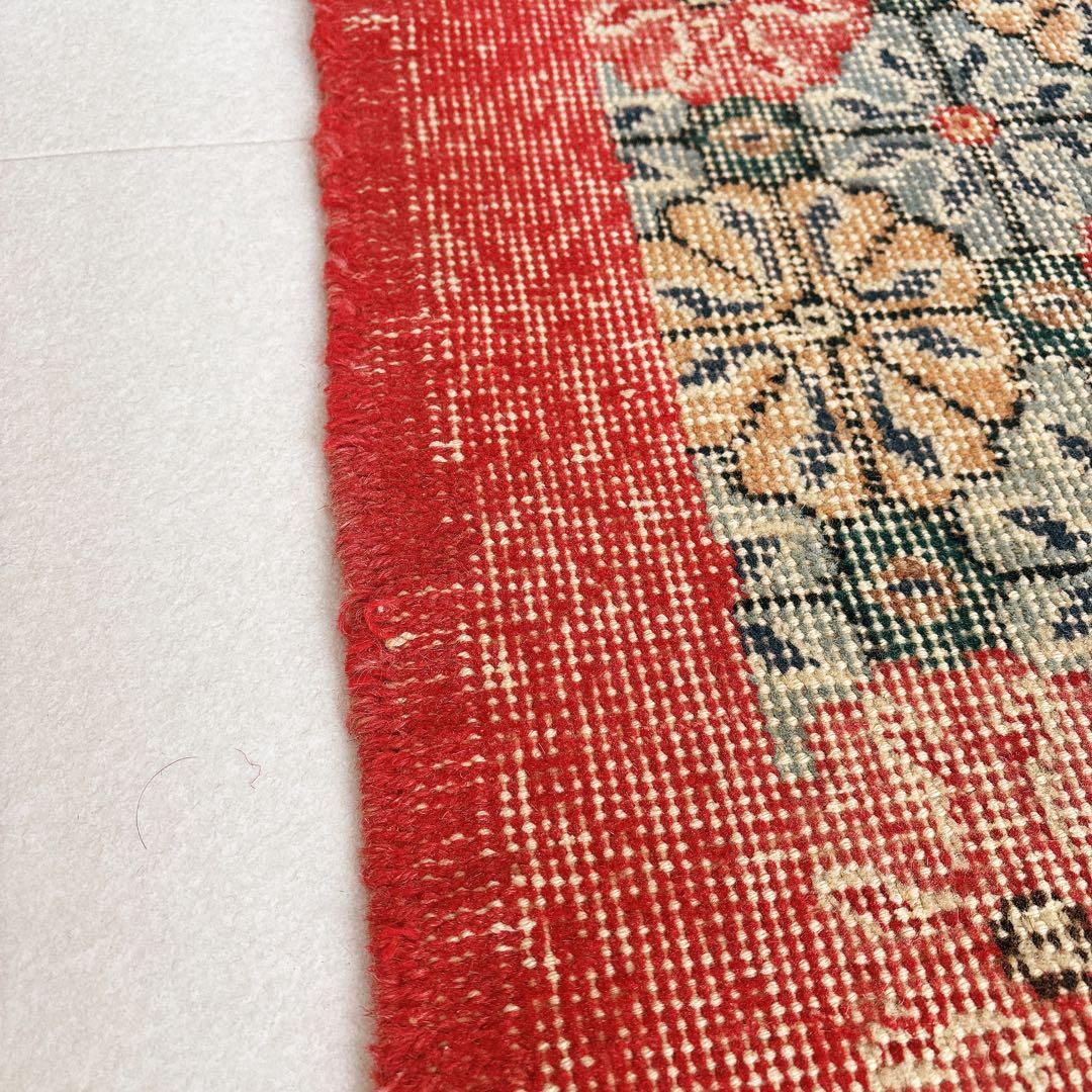 トルコ　ヴィンテージラグ　ピンク　グリーン