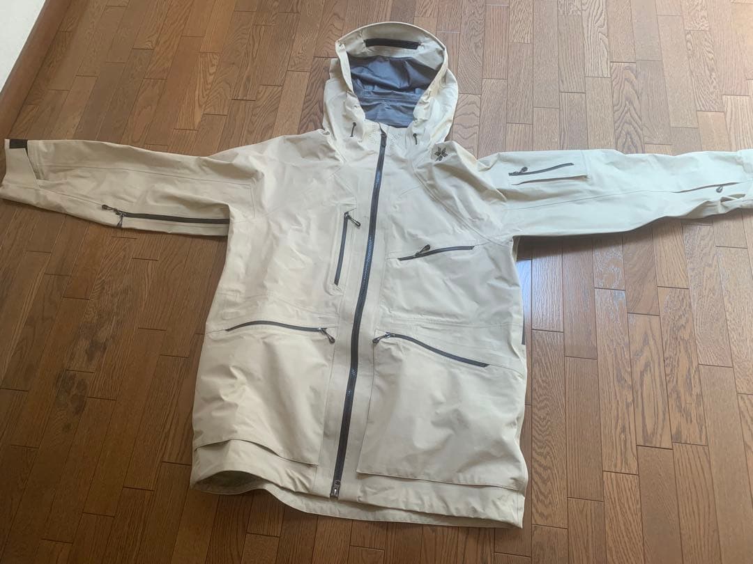 ゴールドウィンGORE-TEX3レイヤーWorkPocketジャケット&パンツ