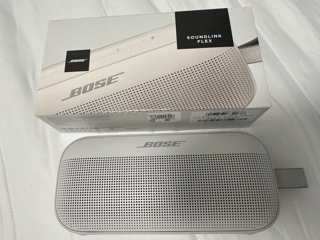 スピーカー・ウーファー BOSE SOUNLINK FLEX White Smoke