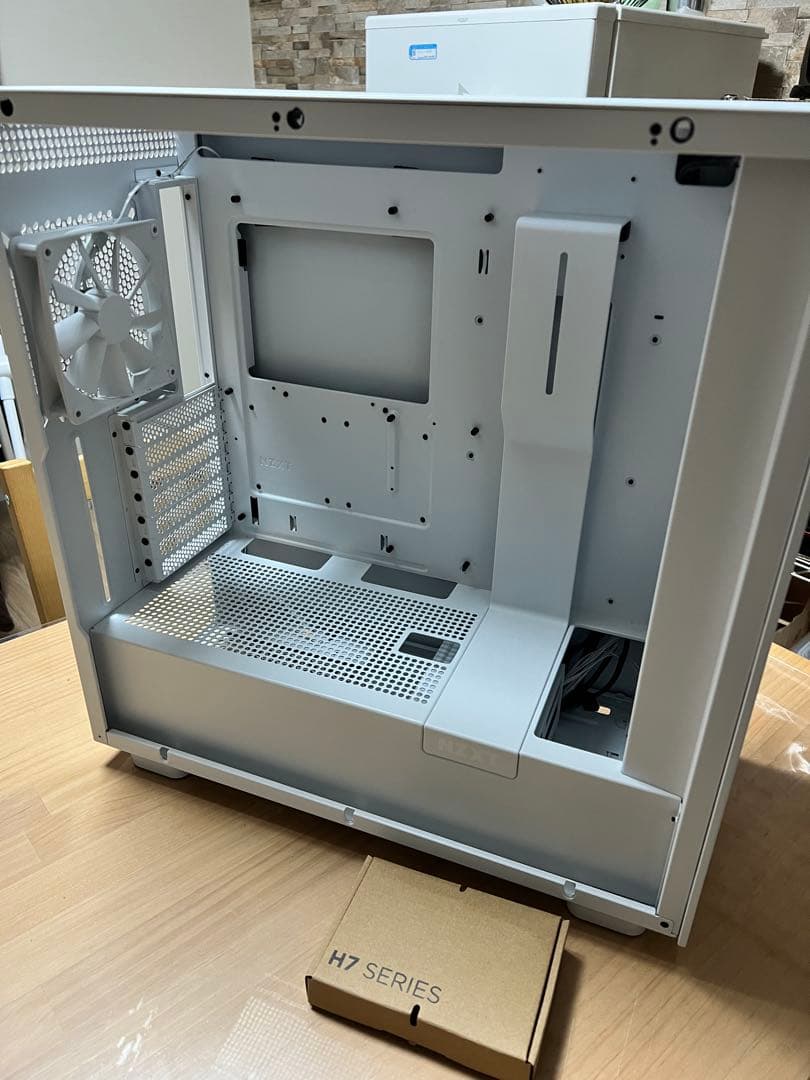 NZXT H7 Flow RGB 美品 ATX PCケース エアフロー対応